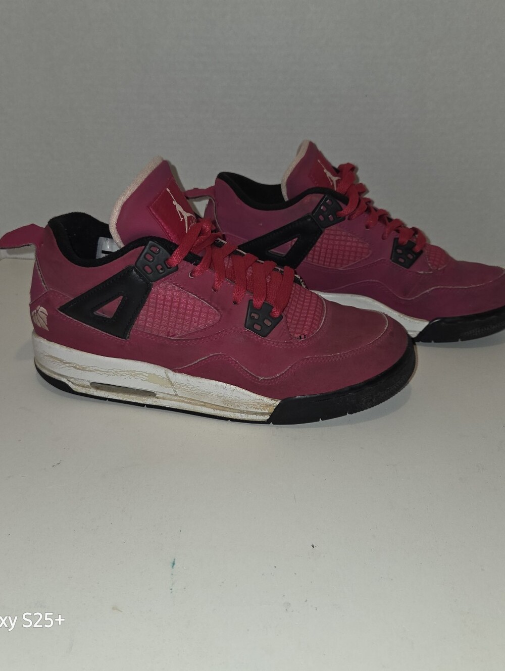 JORDAN 4 RETRO GS “VOLTAGE CHERRY” NIKE AIR Size 7Y 487724 601